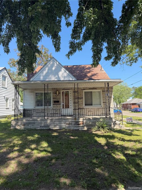 21004 Syracuse Ave, Warren, MI, 48091-2825 | Card Image