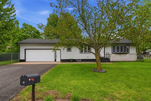 26 4th Ave Se, Saint Joseph, MN, 56374-9512 | Card Image