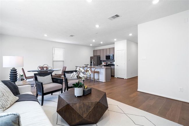 3524 Sage Green Trl, House other with 3 bedrooms, 2 bathrooms and 2 parking in Conroe TX | Image 15