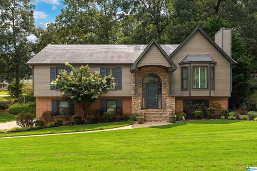 109 Saint Charles Dr, HELENA, AL, 35080-7010 | Card Image
