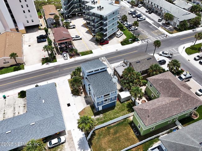 724 1 St St S, Home with 5 bedrooms, 5 bathrooms and null parking in Jacksonville Beach FL | Image 100