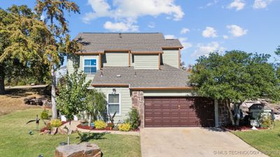 104 Wateroak, House other with 3 bedrooms, 2 bathrooms and null parking in Pryor OK | Image 2