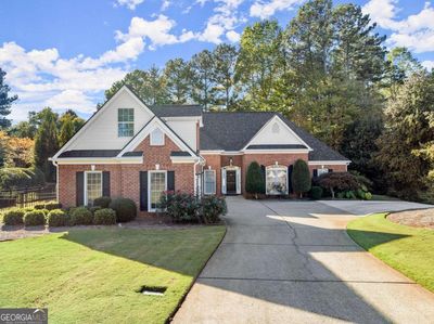 4301 Marble Arch Way, House other with 4 bedrooms, 3 bathrooms and 3 parking in Flowery Branch GA | Image 2