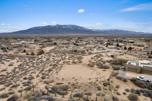 111 Kjersti Ct, Corrales, NM, 87048-6921 | Card Image