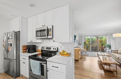 unit-139-2380 Hosp Way, Carlsbad, CA, 92008-1232 | Card Image