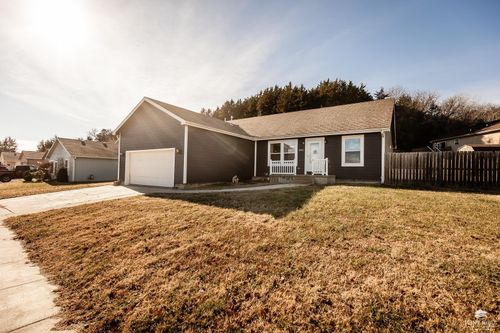 2002 Custer Rd, Junction City, KS, 66441-4534 | Card Image