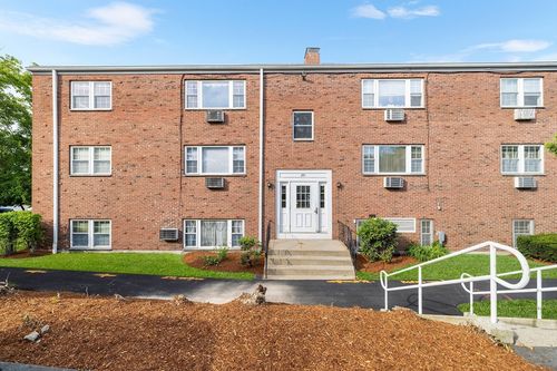 apt-b4-251 Rock St, Norwood, MA, 02062-4941 | Card Image