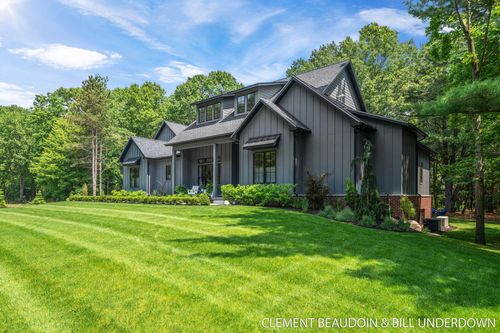 3341 Gaslight Ln, Saugatuck, MI, 49453-9497 | Card Image