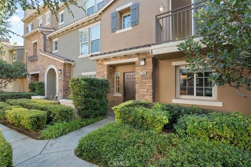 6386 Delgado Ln, Mira Loma, CA, 91752 | Card Image