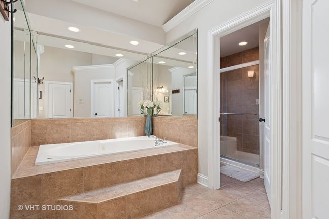 12840 Shenandoah Trl, House other with 6 bedrooms, 5 bathrooms and 3 parking in Plainfield IL | Image 8