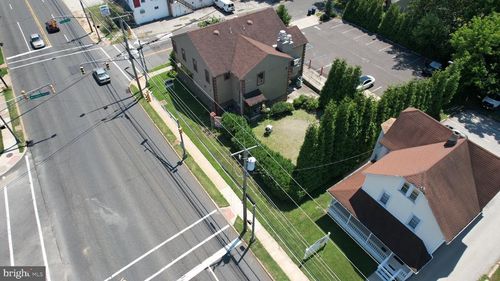 4 N White Horse Pike, LINDENWOLD, NJ, 08021-7500 | Card Image