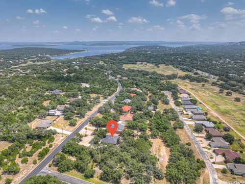 581 Lorne Rd, Canyon Lake, TX, 78133-6057 | Card Image