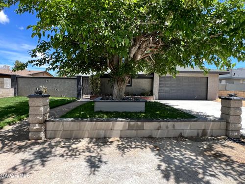 45430 Andale Ave, Lancaster, CA, 93535-2034 | Card Image