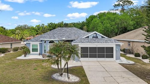 327 Caloosa Woods Ln, SUN CITY CENTER, FL, 33573-6942 | Card Image