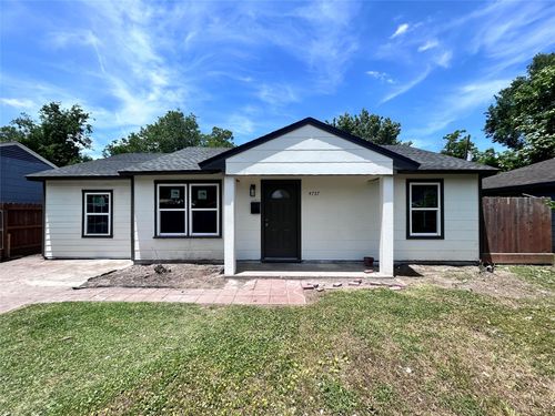 4737 Alvin St, Houston, TX, 77033-3811 | Card Image