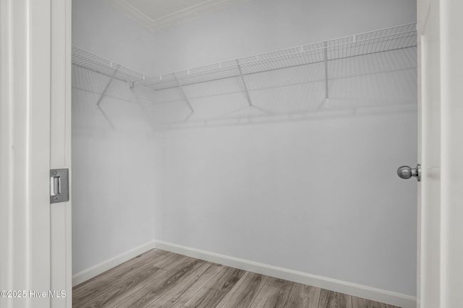 Walk-In Closet | Image 17