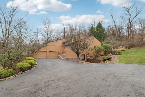 3928 Laurel Oak Circle, Murrysville, PA, 15668 | Card Image