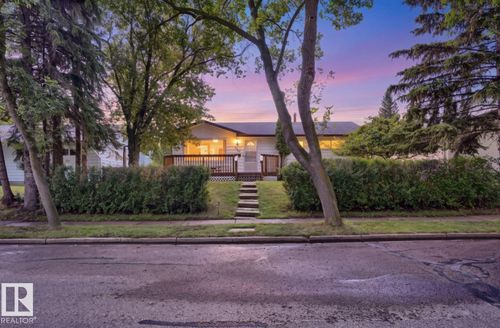 6221 44b Ave, Camrose, AB, T4V0B5 | Card Image