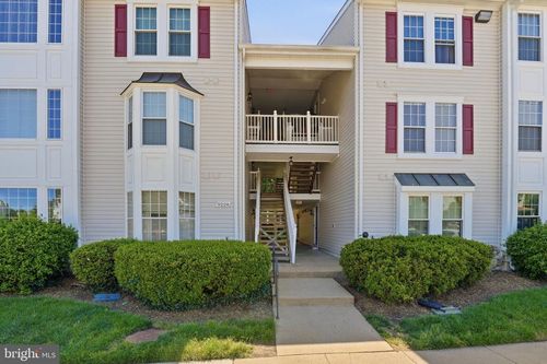 j-9224 Cardinal Forest Ln, LORTON, VA, 22079-2854 | Card Image