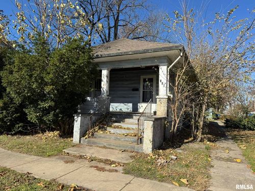 962 E Broadway, Centralia, IL, 62801-3329 | Card Image