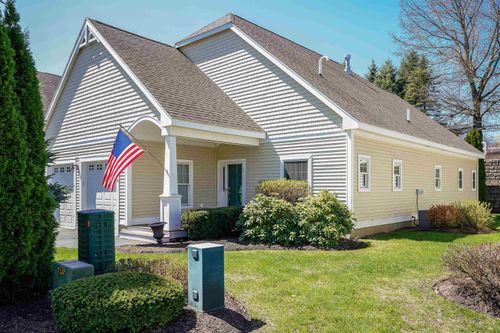 35 Metea Ln, Bedford, NH, 03110-6936 | Card Image