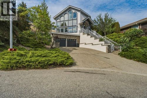 743 Mount Thor Dr, Coldstream, BC, V1B2W1 | Card Image