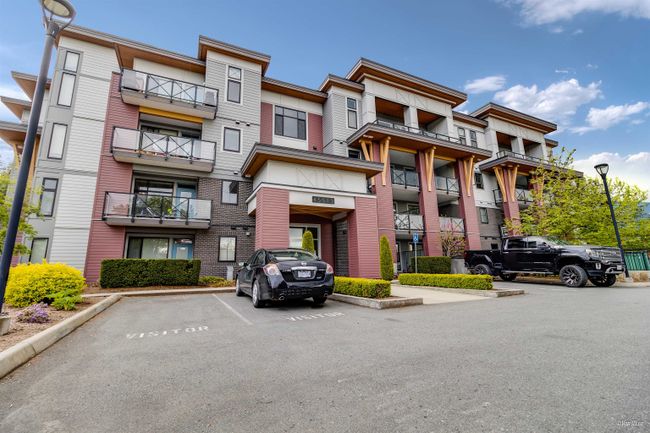 301 - 45513 Market Way, Condo with 1 bedrooms, 1 bathrooms and 1 parking in Chilliwack BC | Image 2