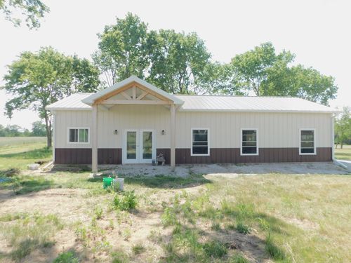 5551 Il Highway 26, Hennepin, IL, 61327-5040 | Card Image