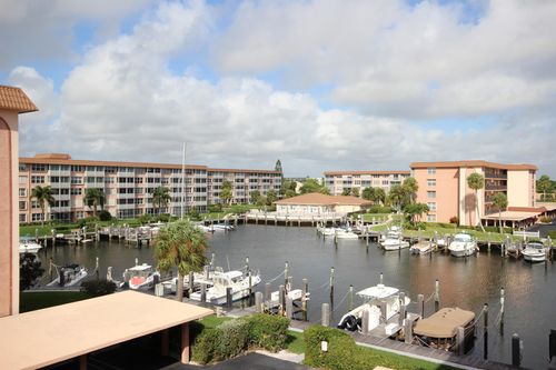 apt-467-931 Gardenia Dr, Delray Beach, FL, 33483-4828 | Card Image