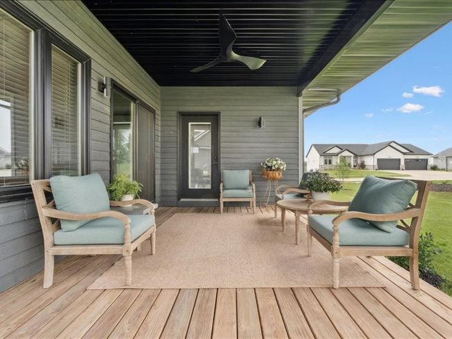 5112 Scenic View Ct Sw, House other with 5 bedrooms, 3 bathrooms and null parking in Cedar Rapids IA | Image 37