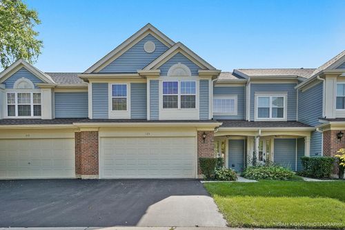 121-121 Crescent Ln, Schaumburg, IL, 60193-5712 | Card Image