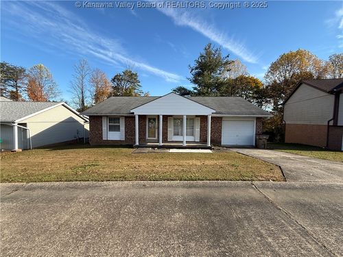 61 Cambridge Dr, Culloden, WV, 25510-9412 | Card Image