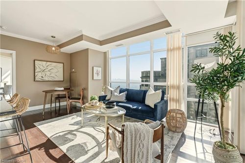 804-360 Pearl St, Burlington, ON, L7R1E1 | Card Image