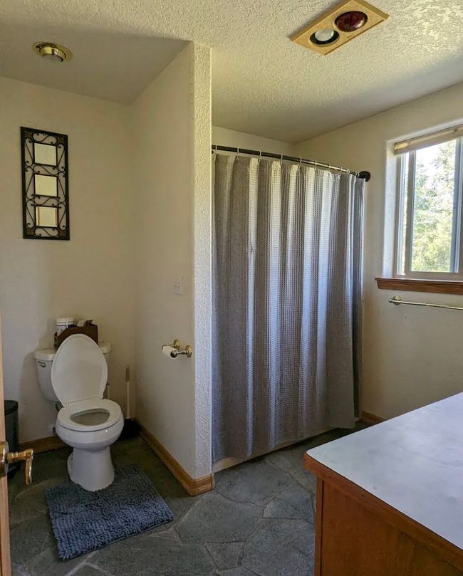 Full bathroom main floor | Image 21