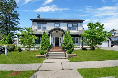 62 Waller Ave, White Plains, NY, 10605-6400 | Card Image