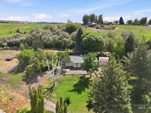 2672 S 1050 E, Hagerman, ID, 83332-5818 | Card Image