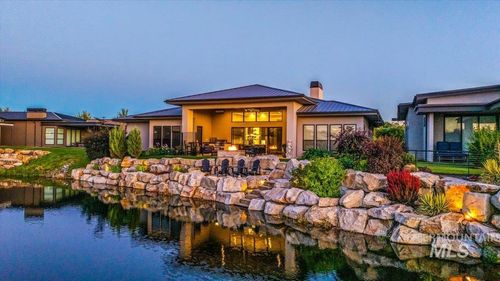1950 E Lone Shore Ln, Eagle, ID, 83616-7355 | Card Image