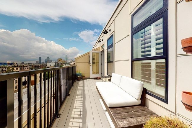 UNIT-403 - 170 W Broadway, Condo with 2 bedrooms, 2 bathrooms and 2 parking in Boston MA | Image 13