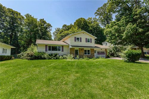 35 Lee Circle Dr, Greece, NY, 14626-4007 | Card Image