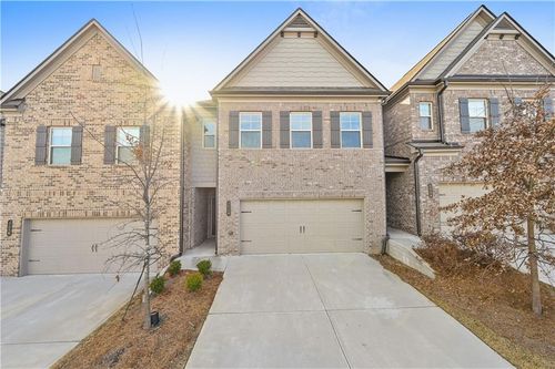 3229 Weyhill Way, Buford, GA, 30519-9303 | Card Image