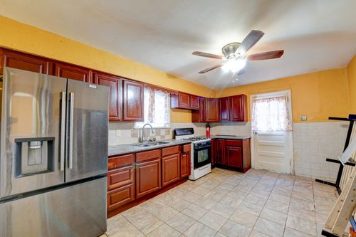 floor-1-245 Orange Ave, Irvington, NJ, 07111 | Card Image