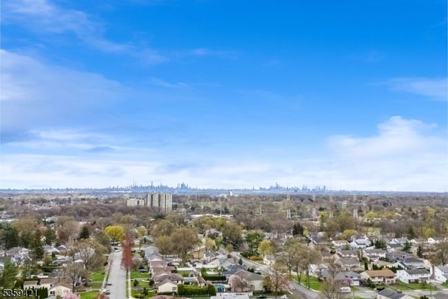 167 Rolling Hills Rd, House other with 5 bedrooms, 3 bathrooms and null parking in Clifton NJ | Image 24