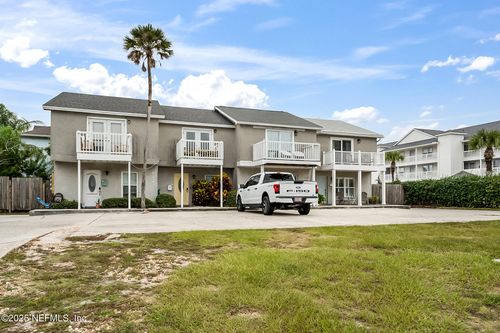 127 13th Ave N, Jacksonville Beach, FL, 32250-7324 | Card Image