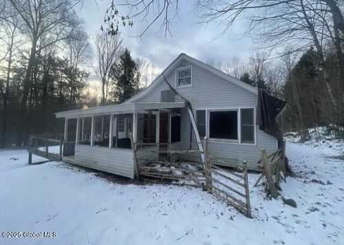 1199 Palisades Rd, Brant Lake, NY, 12815-2507 | Card Image