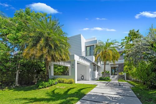 0-1311 Stillwater Dr, Miami Beach, FL, 33141-1029 | Card Image