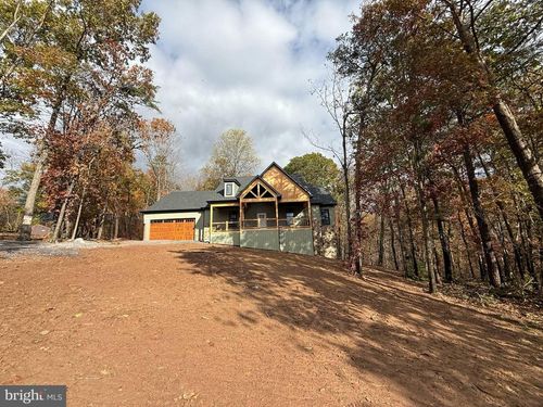 539 Prado Way, BERKELEY SPRINGS, WV, 25411-6638 | Card Image