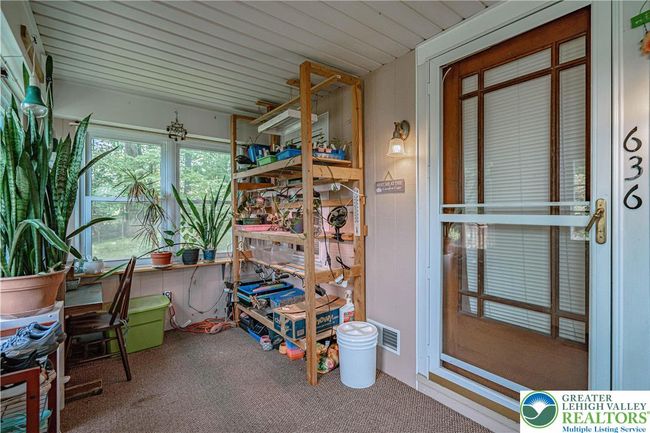 636 School Rd, House other with 2 bedrooms, 1 bathrooms and null parking in Nazareth PA | Image 8