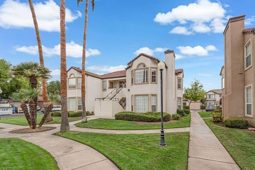 229-8153 N Cedar Ave, Fresno, CA, 93720-1864 | Card Image