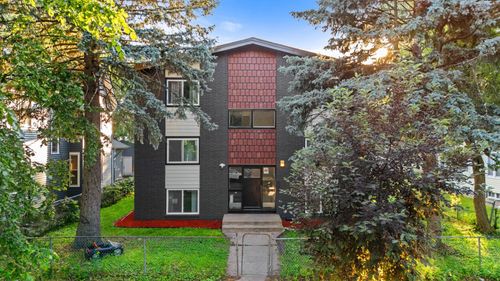 2528 17th Ave S, Minneapolis, MN, 55404-4005 | Card Image