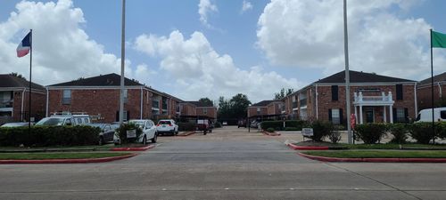 203-9201 Clarewood Dr, Houston, TX, 77036-3504 | Card Image